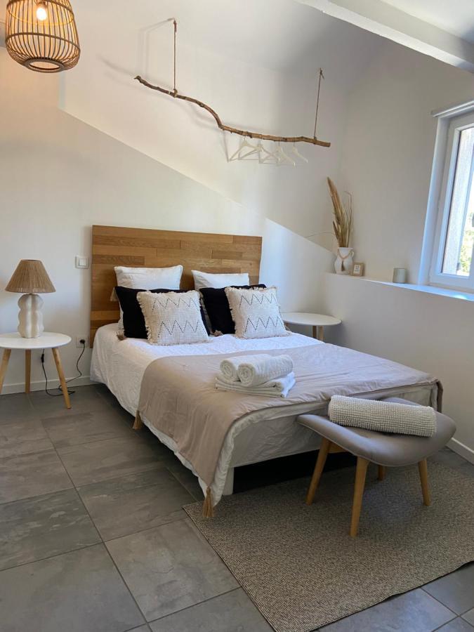 Bed and Breakfast Mas Lafleur Шаторенар Экстерьер фото